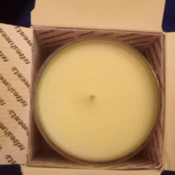 🔥It's A Vibe "Spiced Cidar" High End Candle! - Picture 5 of 5